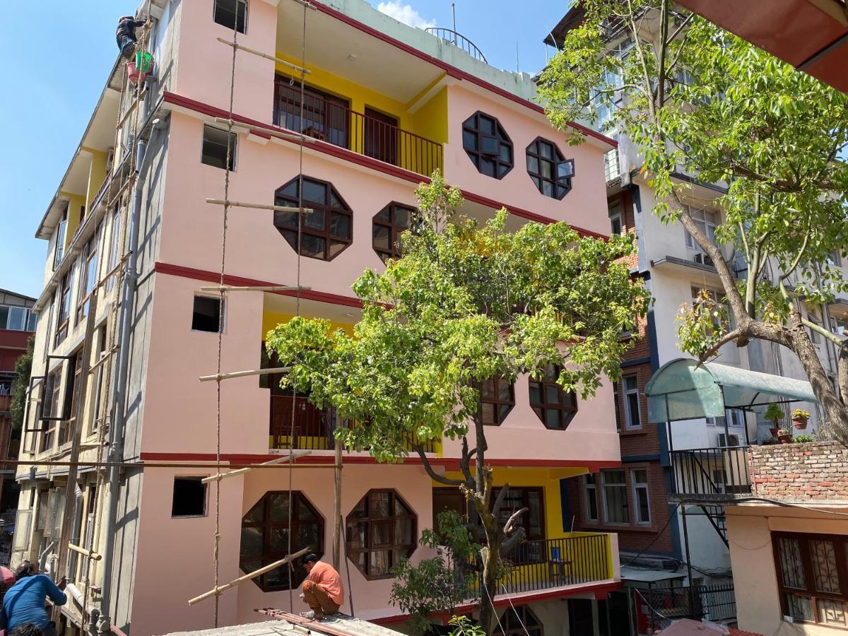 Hotel Pala Kathmandu Buitenkant foto