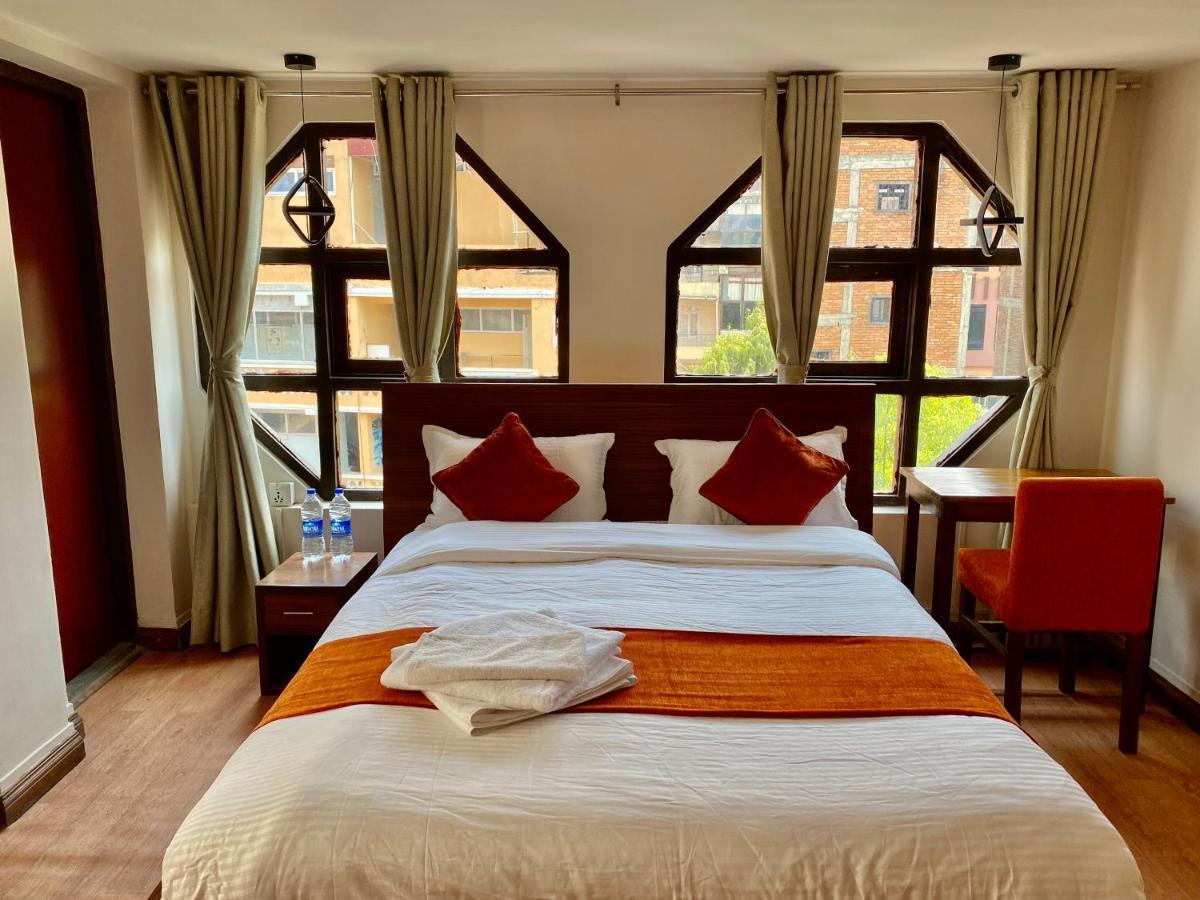 Hotel Pala Kathmandu Buitenkant foto
