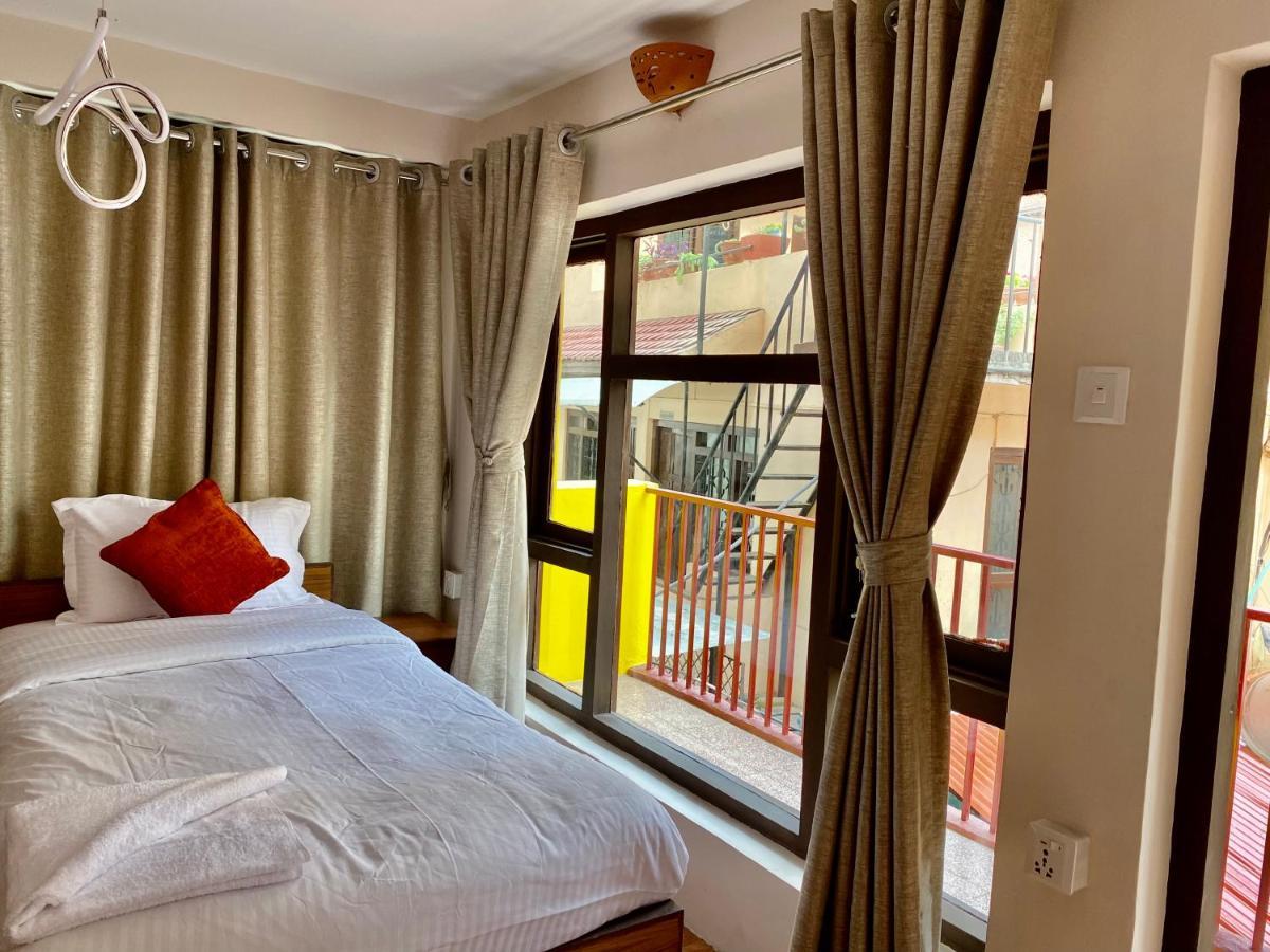 Hotel Pala Kathmandu Buitenkant foto
