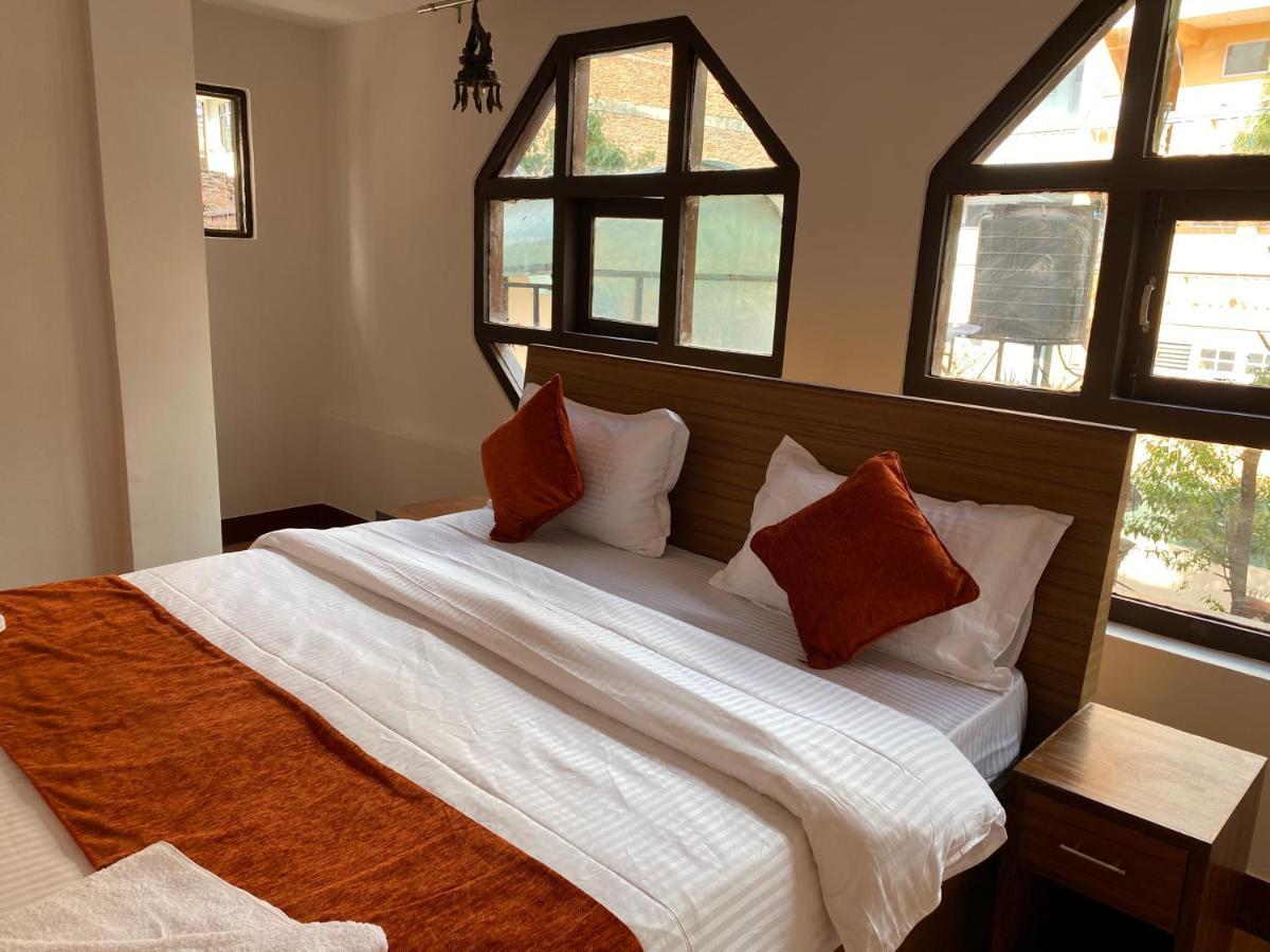Hotel Pala Kathmandu Buitenkant foto