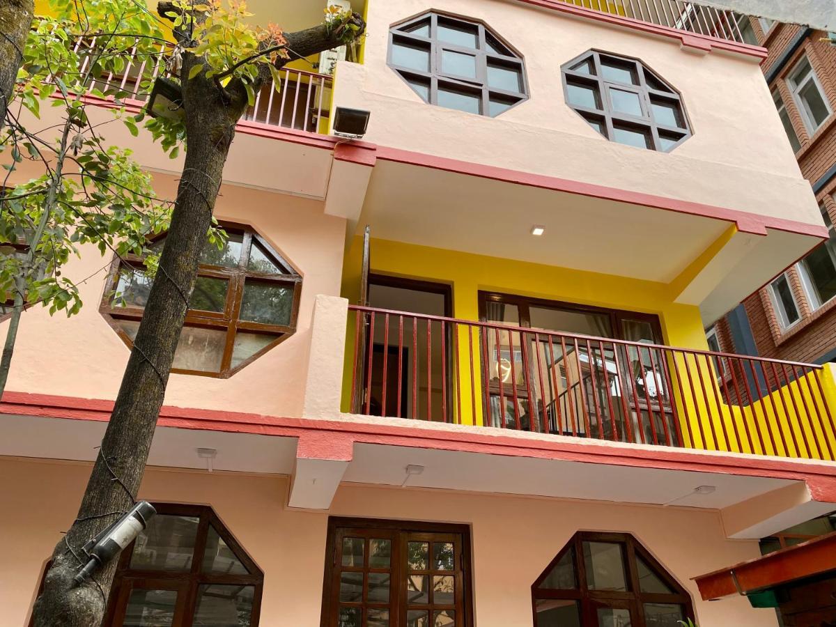 Hotel Pala Kathmandu Buitenkant foto