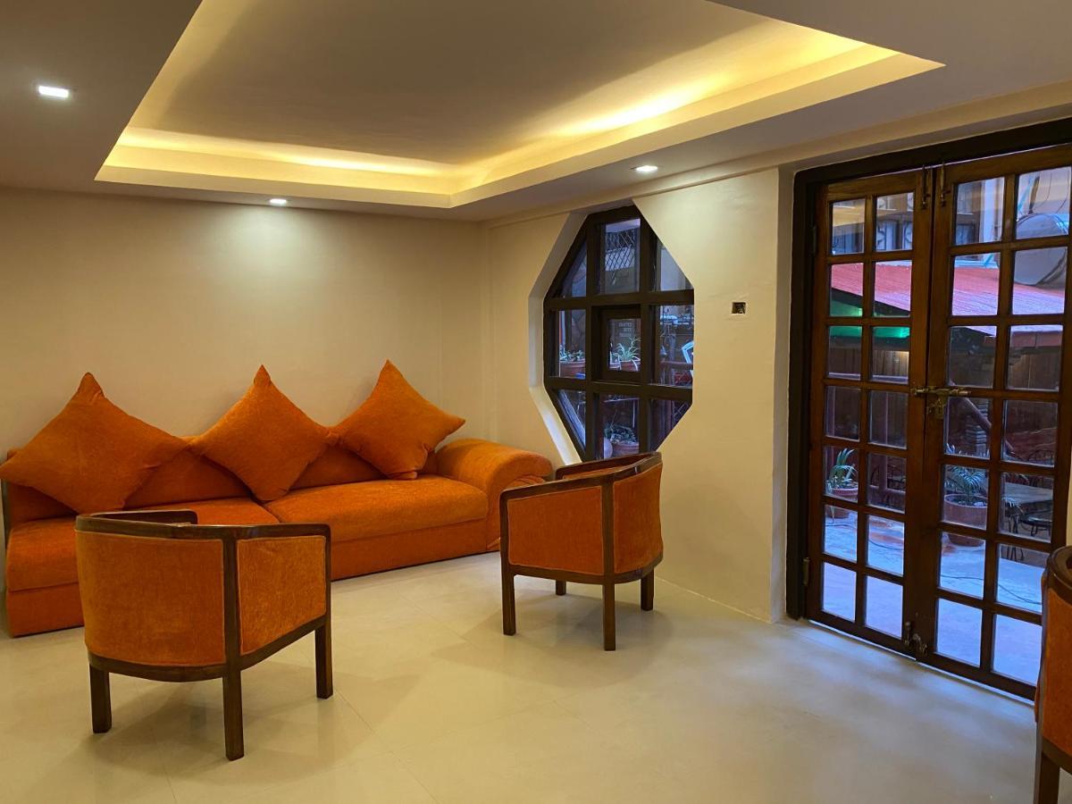 Hotel Pala Kathmandu Buitenkant foto