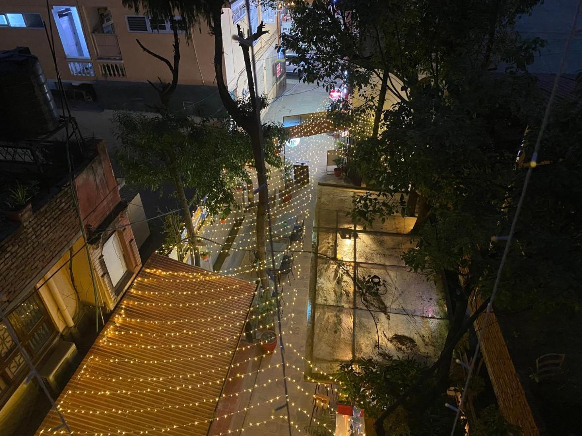 Hotel Pala Kathmandu Buitenkant foto