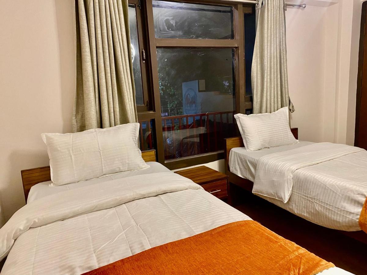 Hotel Pala Kathmandu Buitenkant foto