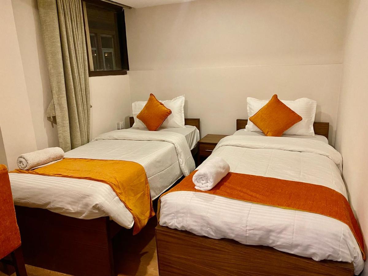 Hotel Pala Kathmandu Buitenkant foto