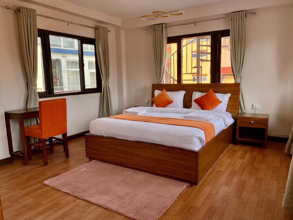 Hotel Pala Kathmandu Buitenkant foto