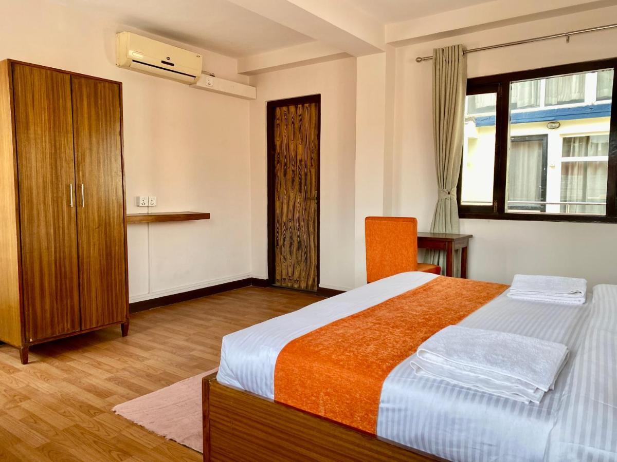 Hotel Pala Kathmandu Buitenkant foto