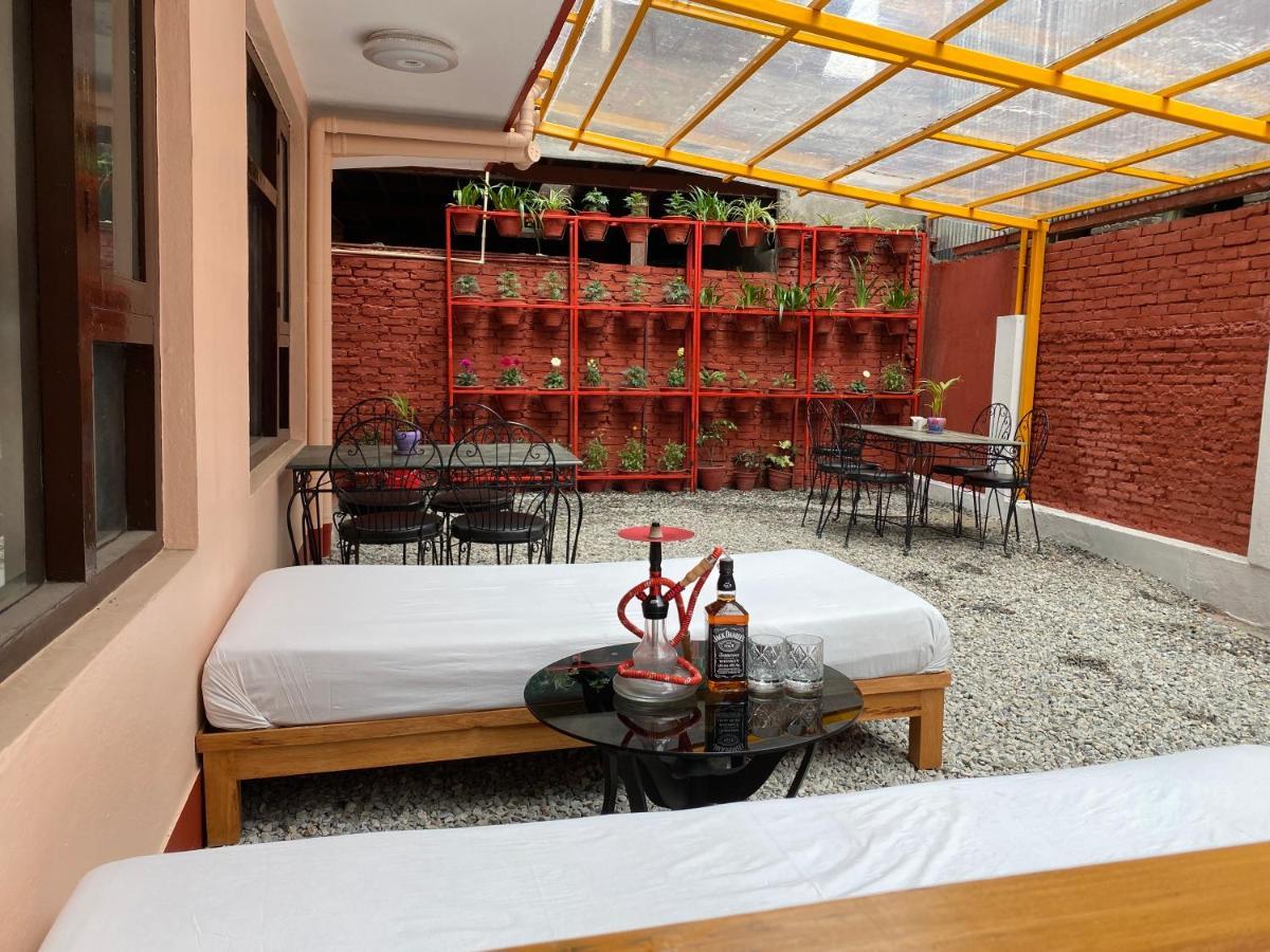 Hotel Pala Kathmandu Buitenkant foto
