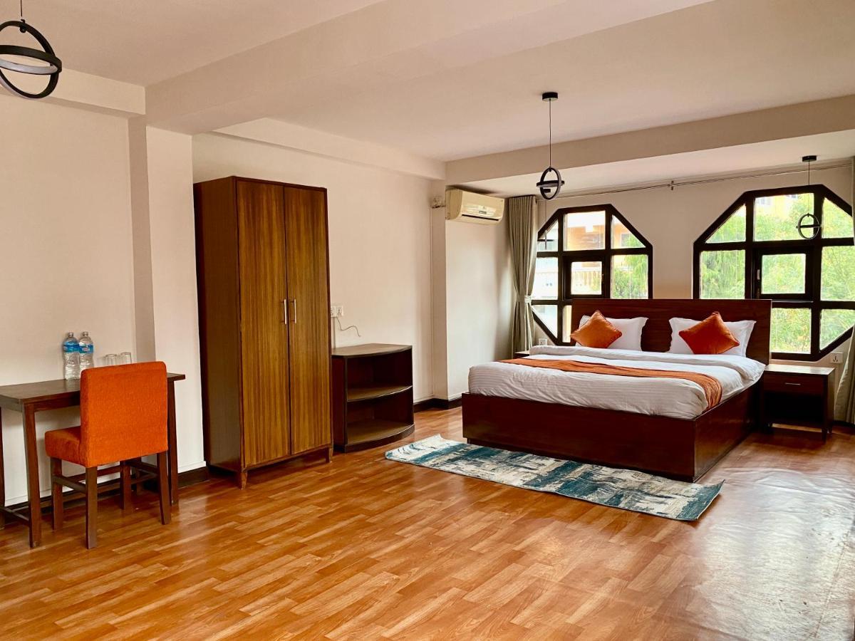 Hotel Pala Kathmandu Buitenkant foto