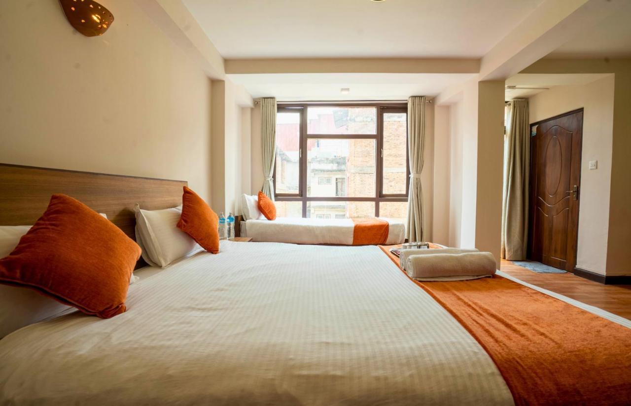 Hotel Pala Kathmandu Buitenkant foto